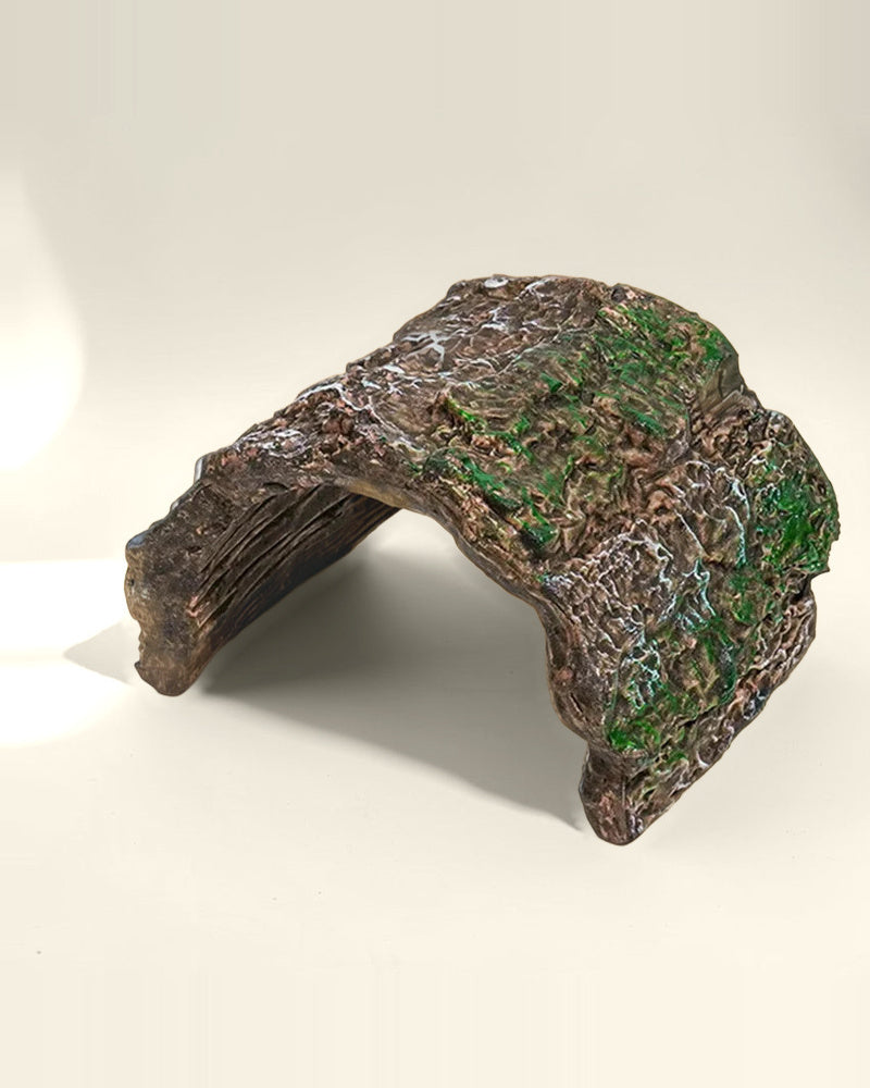 Resin bark hide, size S, studio photo